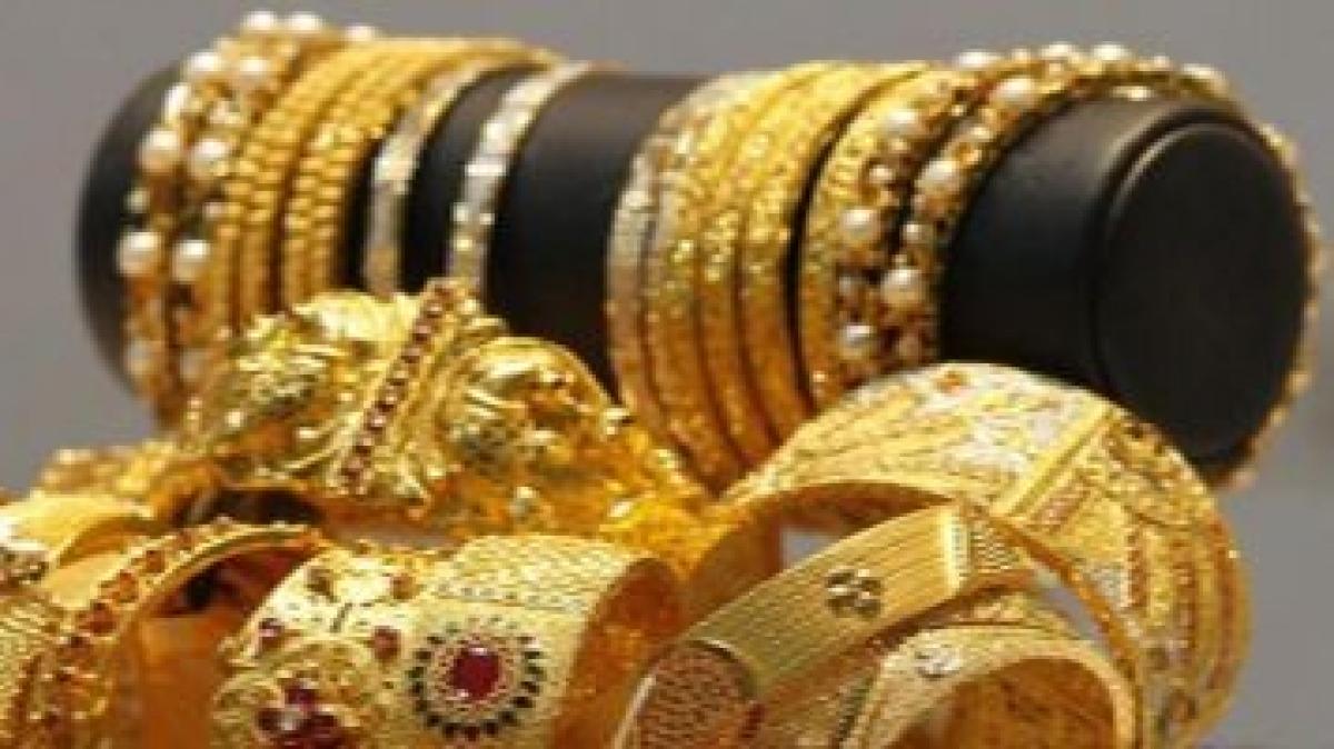 Gold, silver climb on global cues, seasonal buying